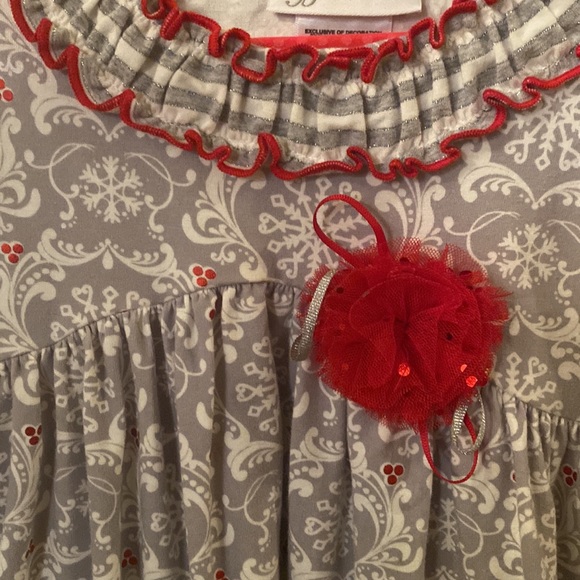 Girls Christmas dress 2t - Picture 2 of 5